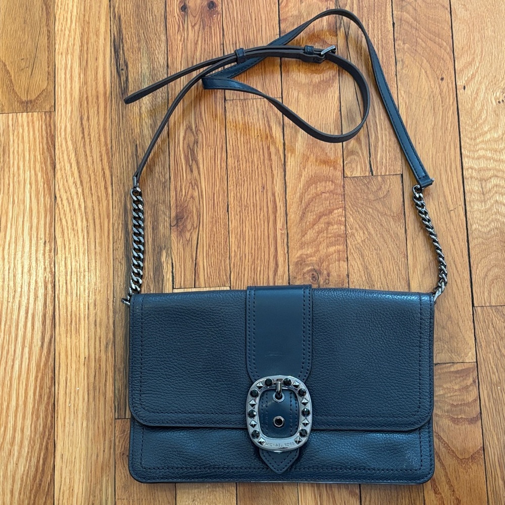 Navy blue Leather Shoulder Bag with Chain Strap